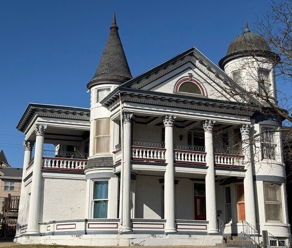 , Dubuque, IA for Sale