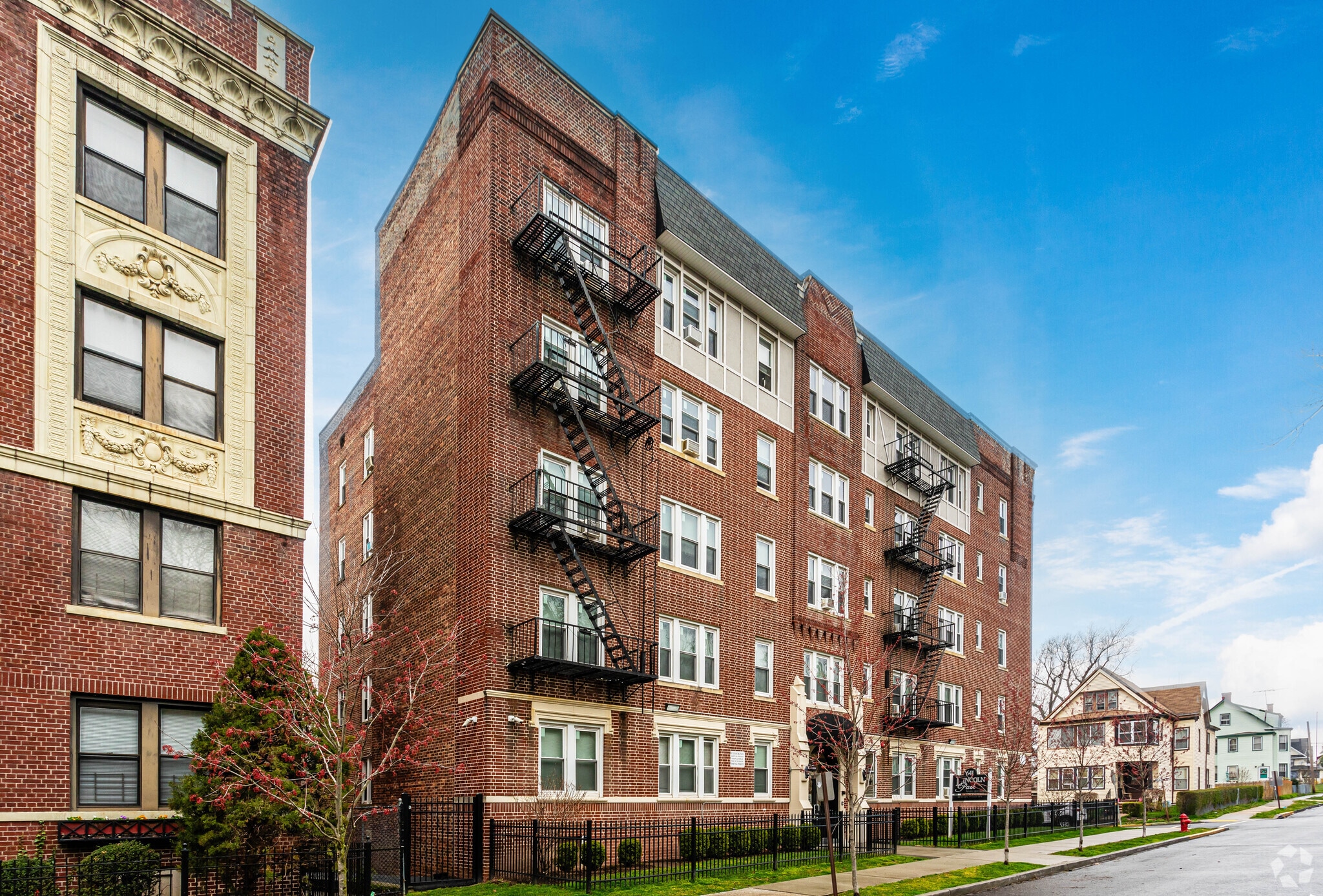 641 Lincoln Ave, Orange, NJ for Sale