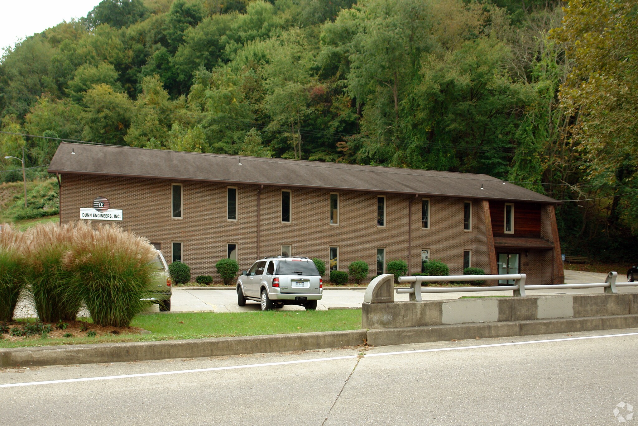 400 S Ruffner Rd, Charleston, WV for Rent