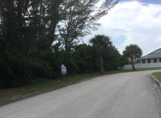 Jensen Beach, FL Residential - 10 E Aqua Ra Dr