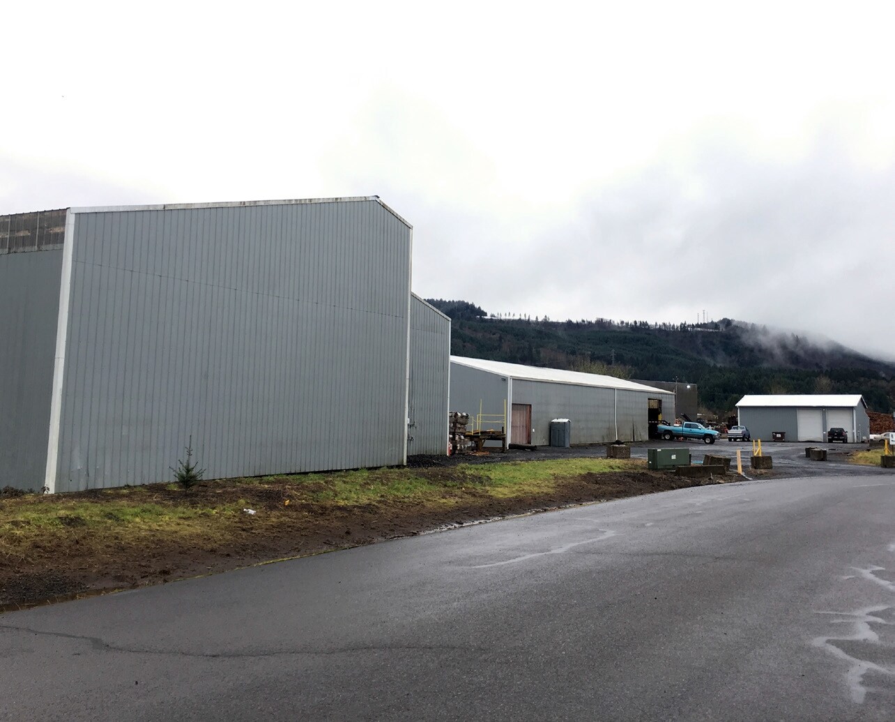 2180-2200 Apple Loop, Lyons, OR for Rent