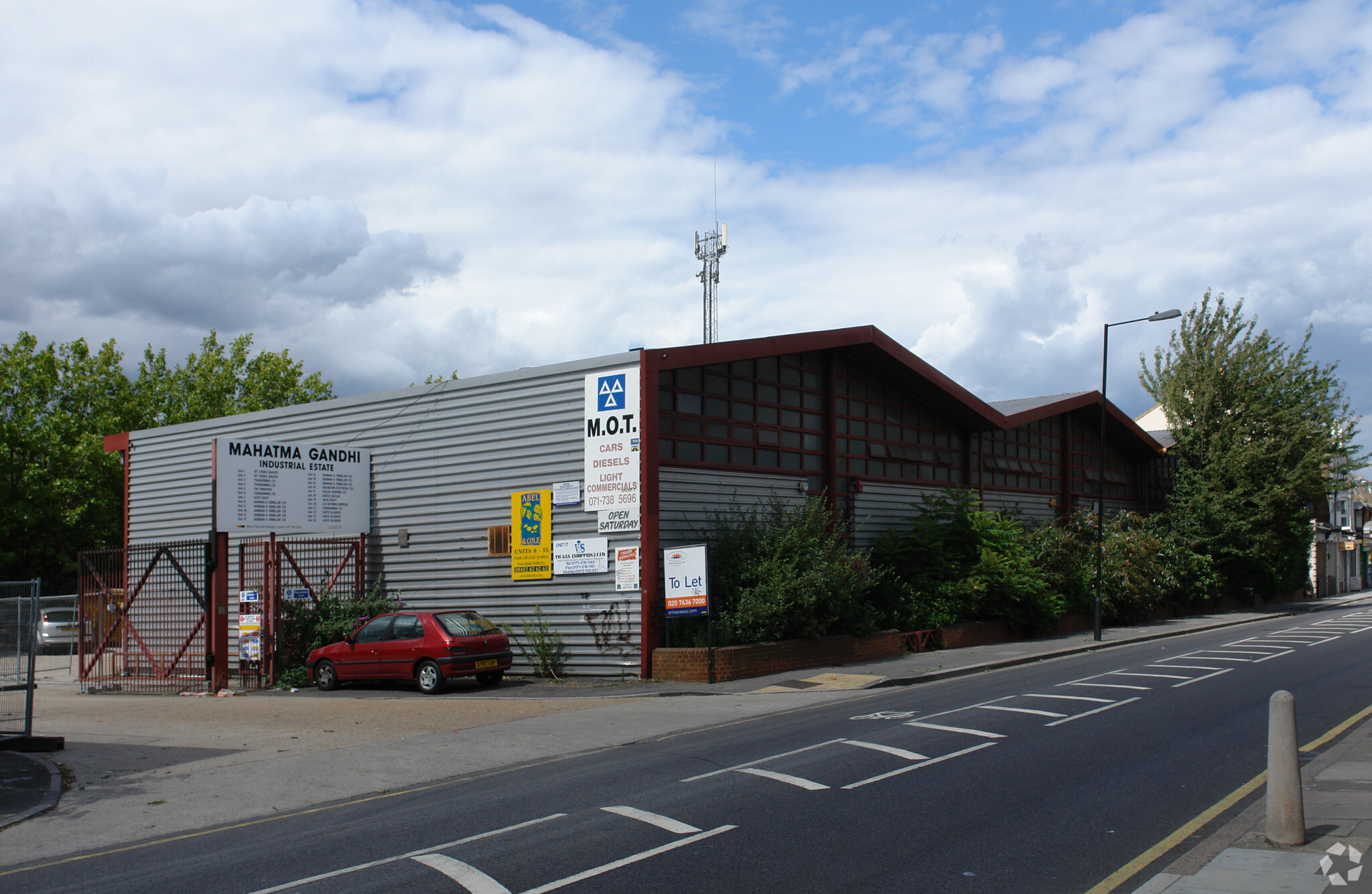 Milkwood Rd, London, LND for Rent