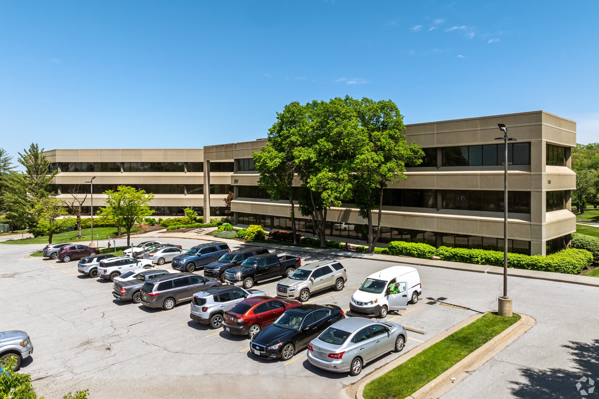800 E 101st Ter, Kansas City, MO for Rent