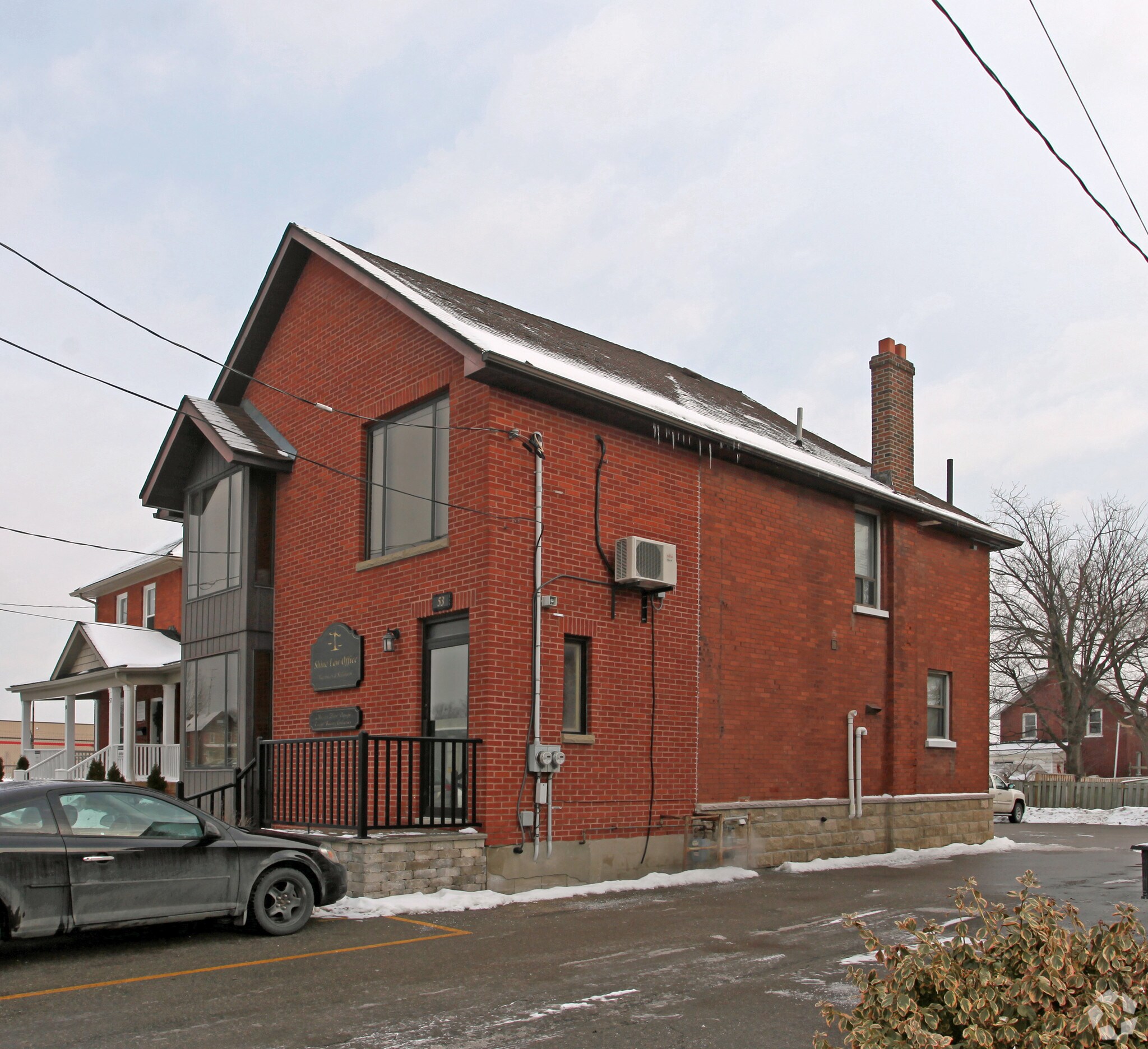 53 Division St, Oshawa, ON for Rent