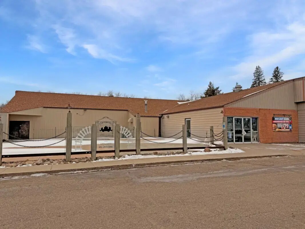 1045 Craig Ave, Tracy, MN for Sale