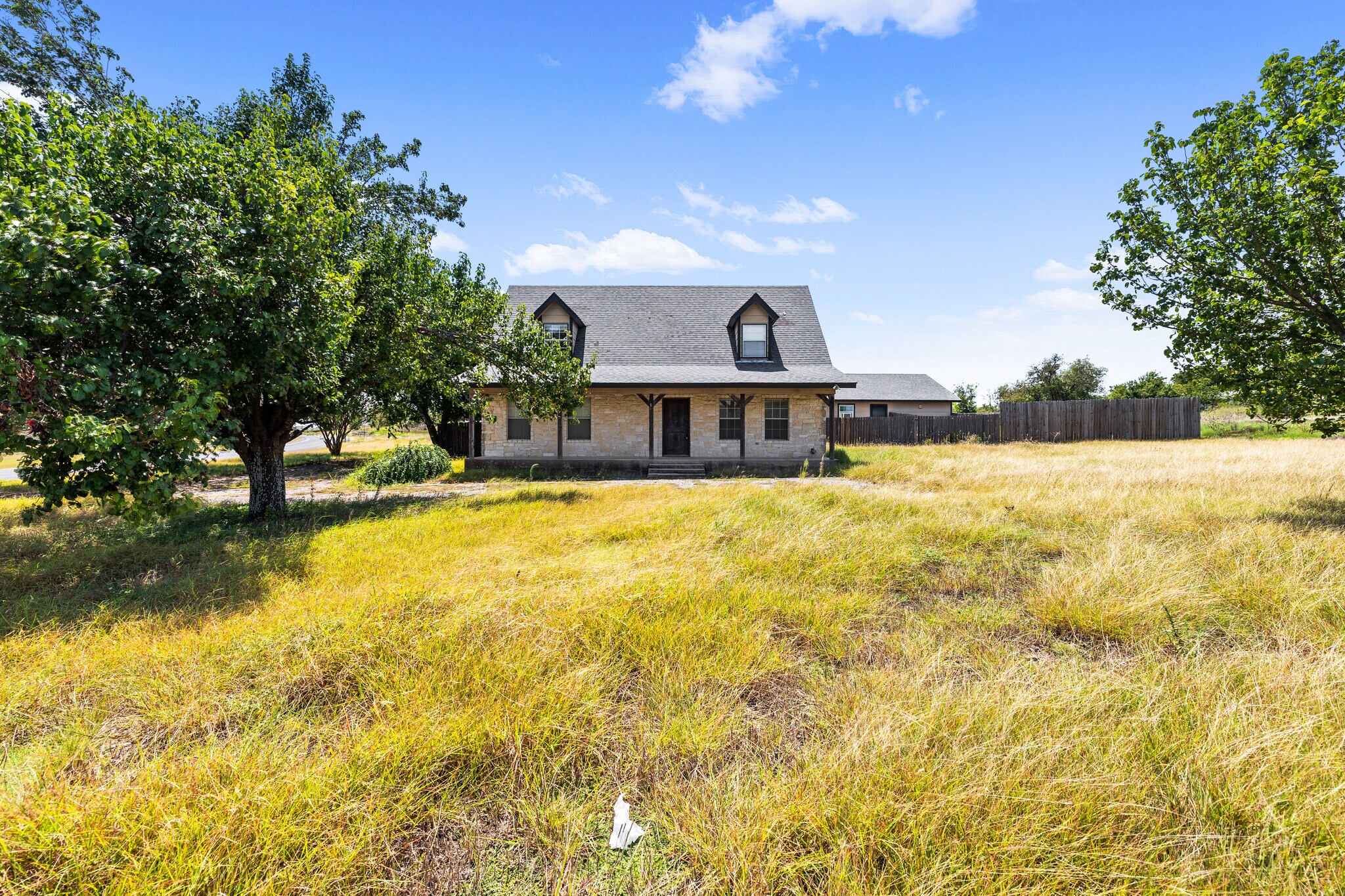 110 Lemens Ave, Hutto, TX for Sale