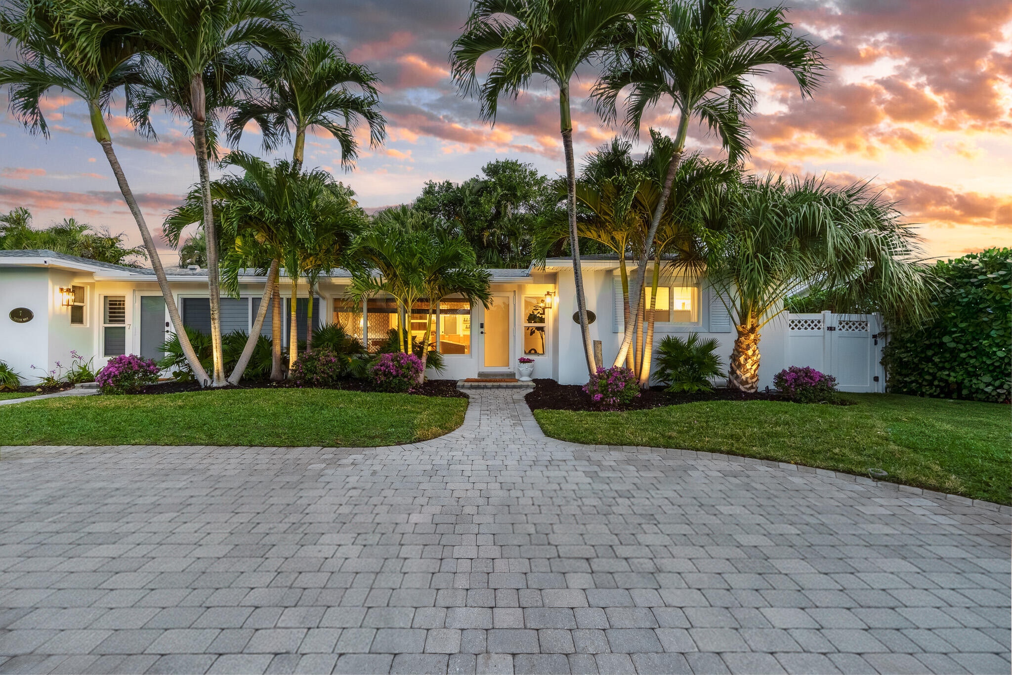 7 Fayette Dr, Ocean Ridge, FL for Sale