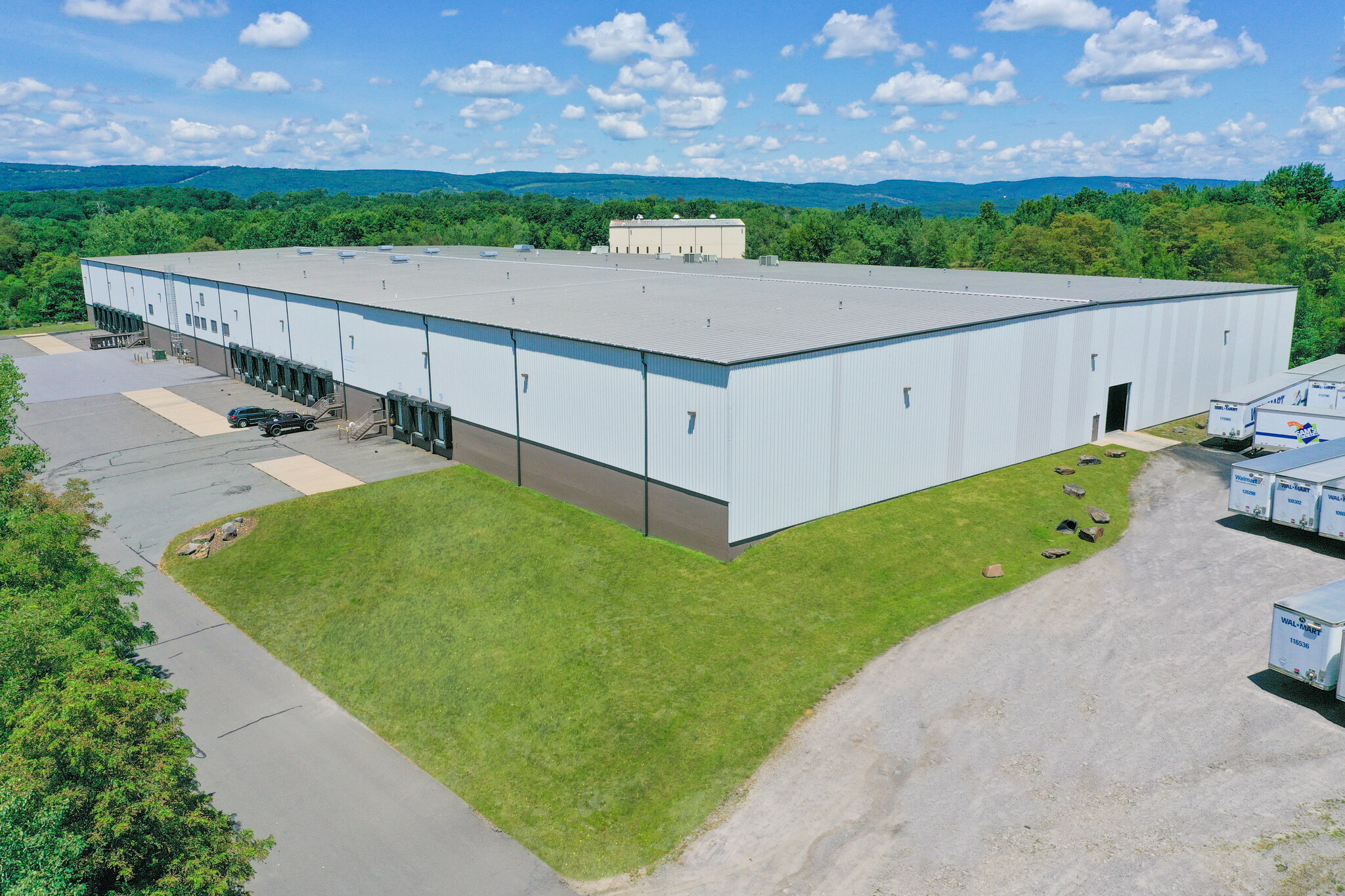 165 New Commerce Blvd, Wilkes Barre, PA for Rent