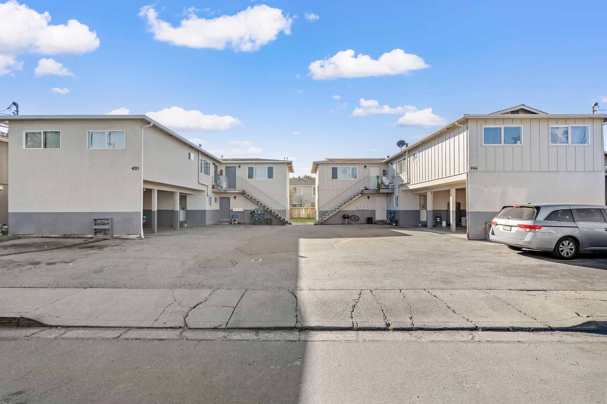 466 Willow Ave, Half Moon Bay, CA for Sale