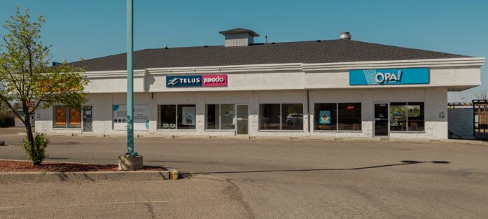 2424 Fairway Plaza Rd S, Lethbridge, AB for Sale