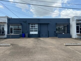 Dallas, TX Showroom - 2273-2275 Vantage St