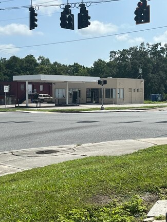 Brooksville, FL Service Station - 100 Ponce de Leon Blvd