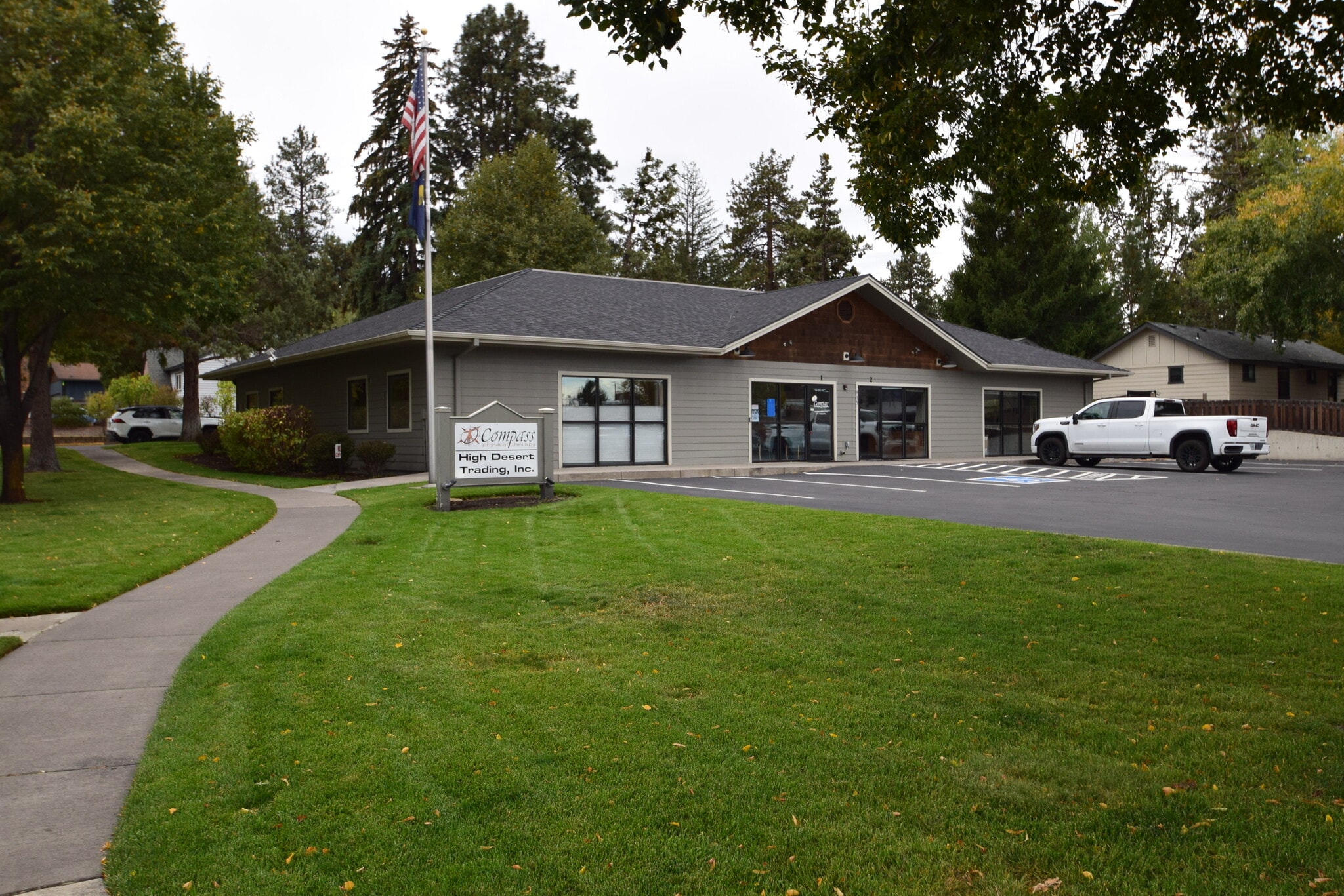 915 NE 7th St, Bend, OR for Rent
