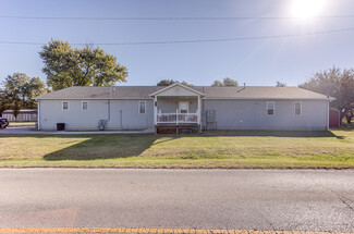 Waltonville, IL Apartments - 414 N Hirons St