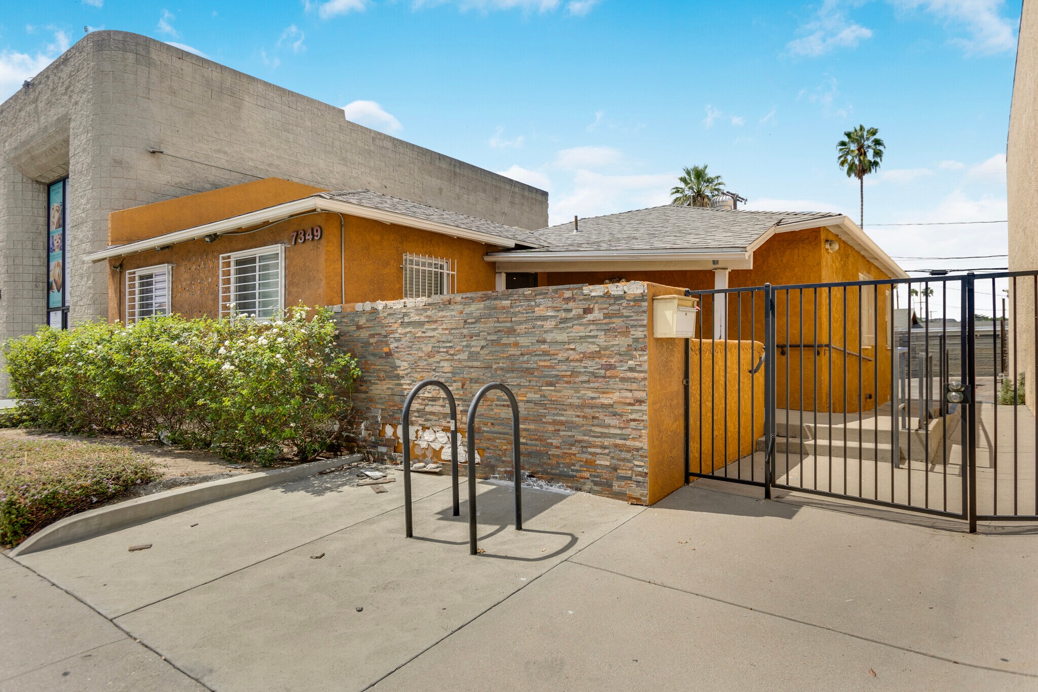 7349 Topanga Canyon Blvd, Canoga Park, CA for Rent