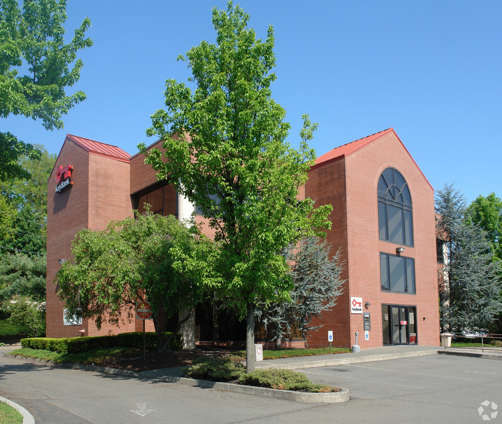 3 Cavalry Dr, New City, NY for Rent