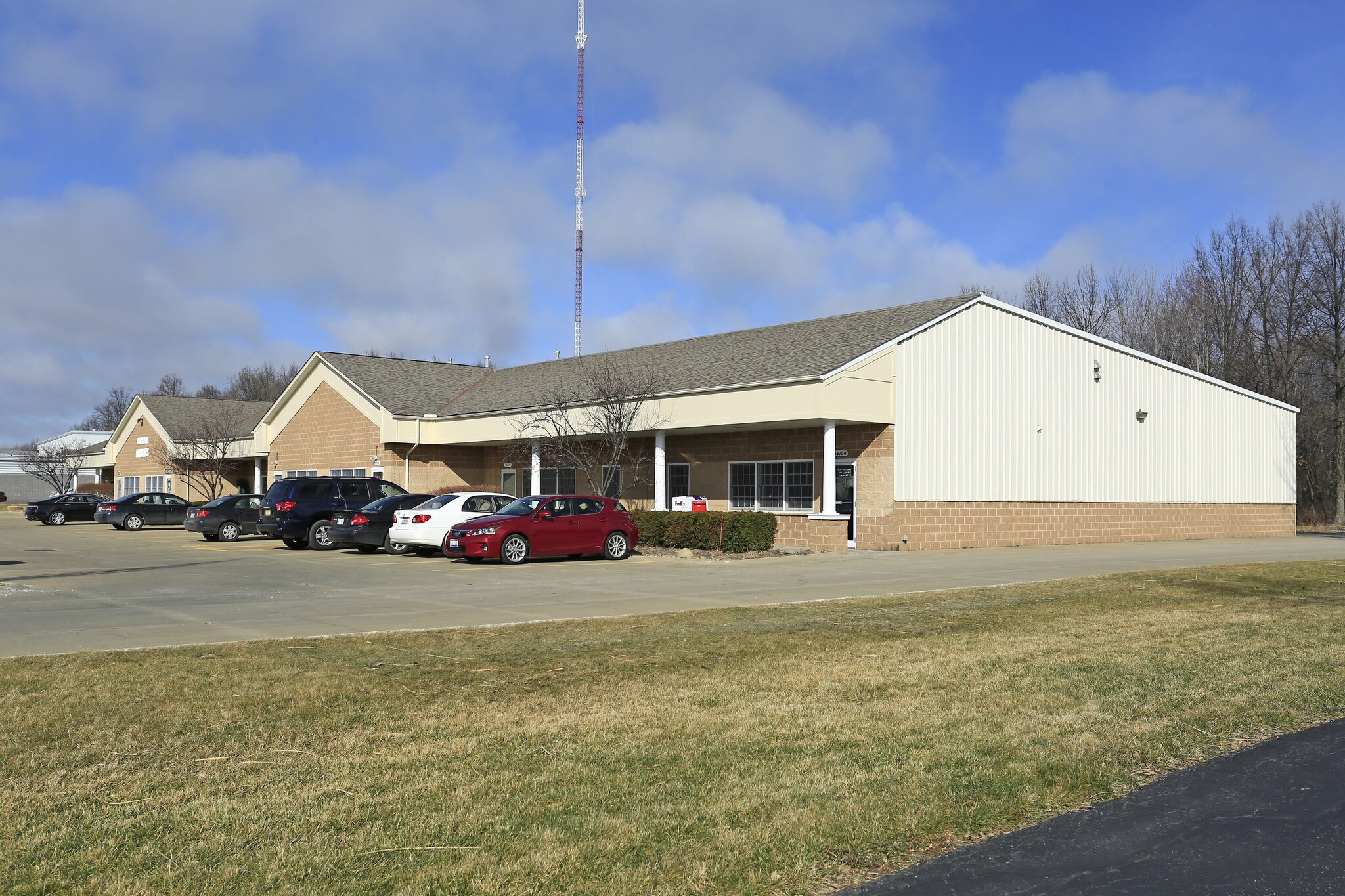 33700-33760 Lear Industrial Pky, Avon, OH for Rent