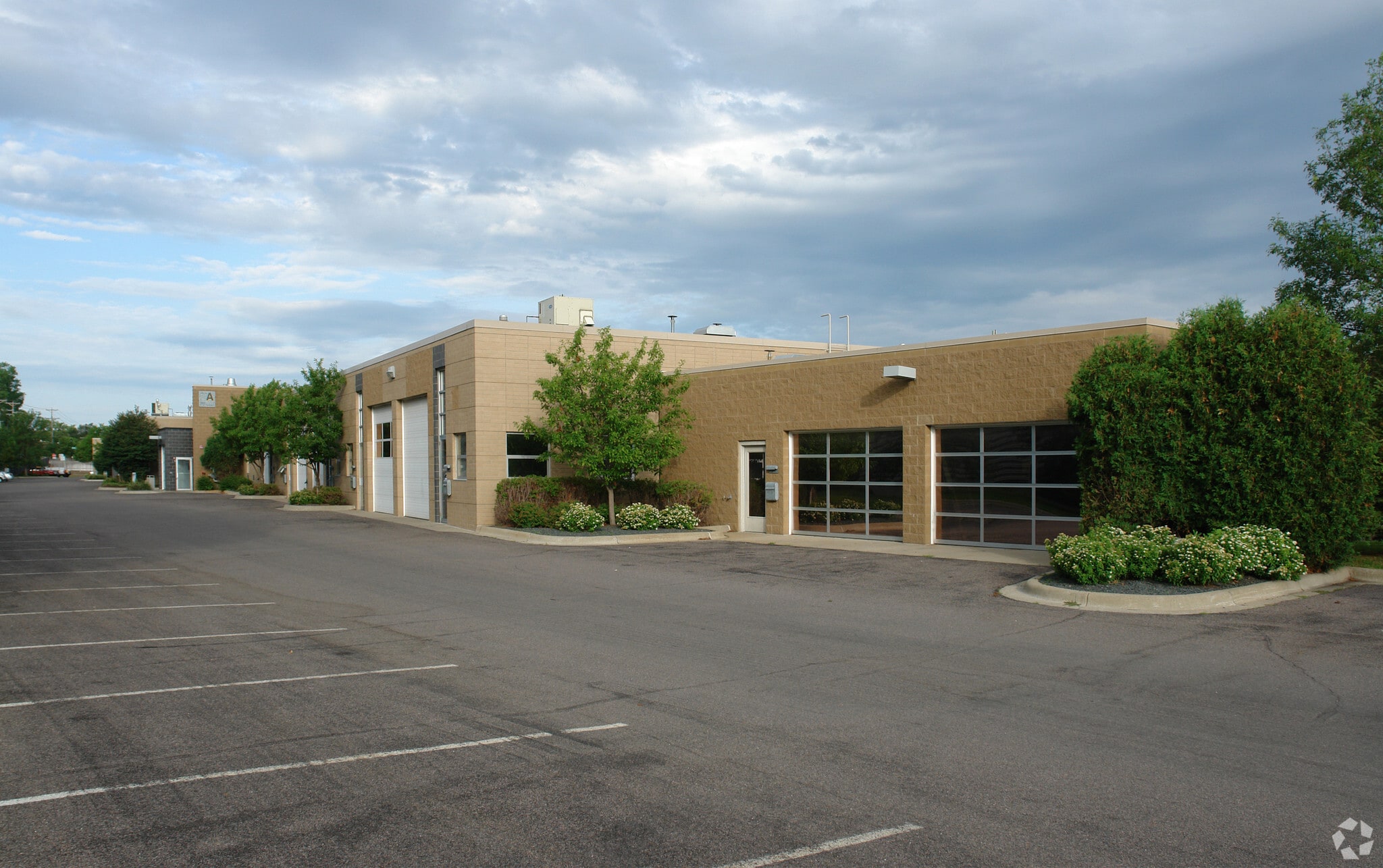 7600 W 27th St, Saint Louis Park, MN for Rent