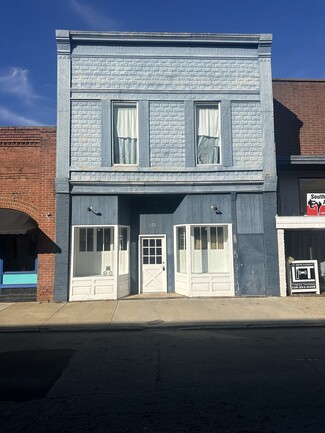 Liberty, NC Storefront Retail/Residential - 122 W Swannanoa Ave