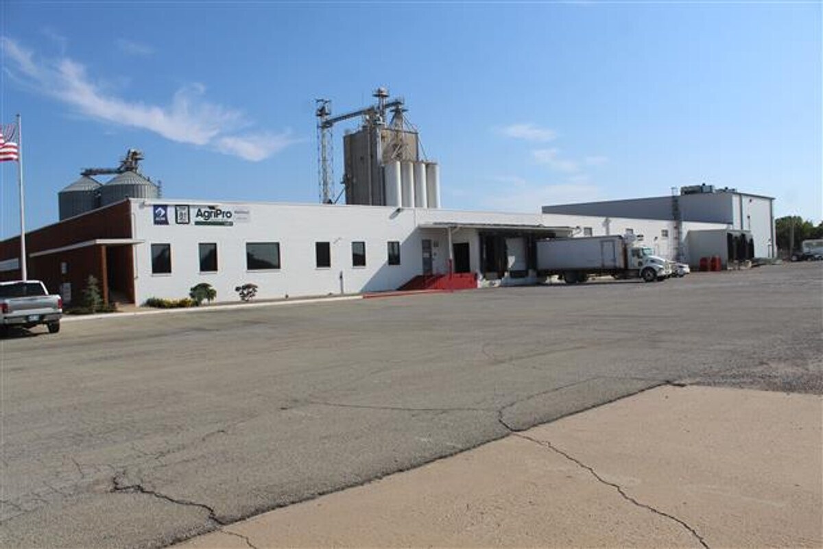 3101 S Van Buren St, Enid, OK for Rent