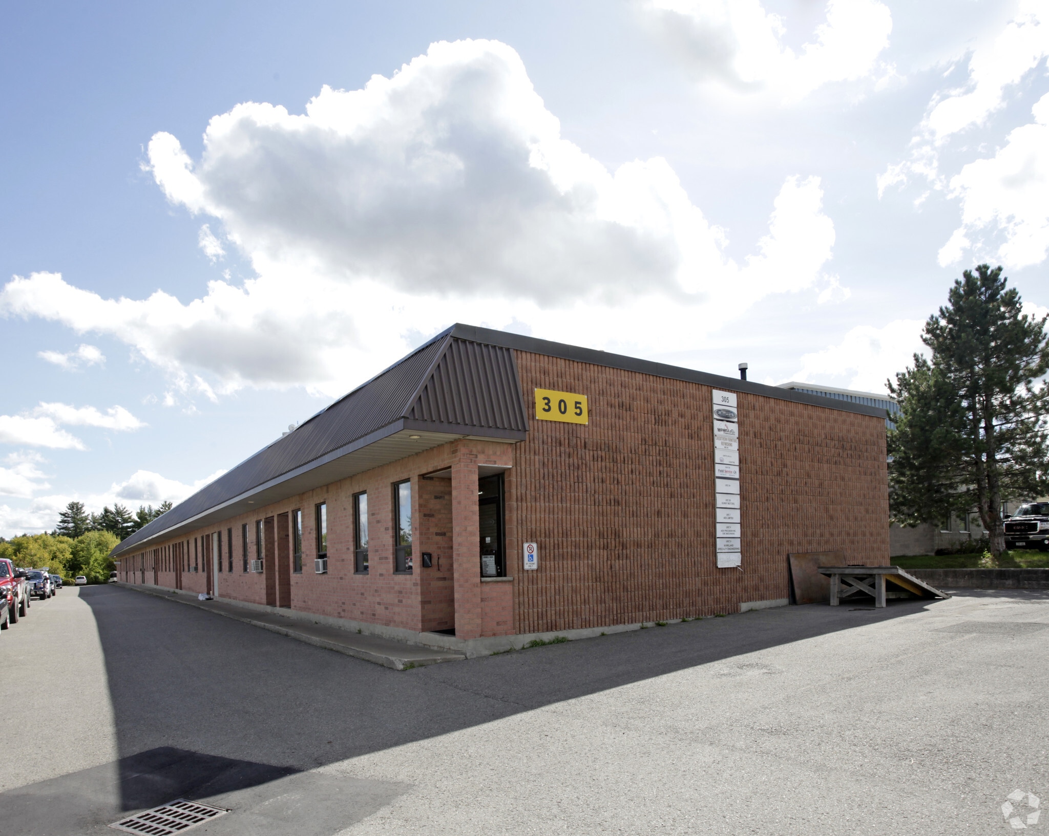 305 Armstrong Ave, Halton Hills, ON for Rent