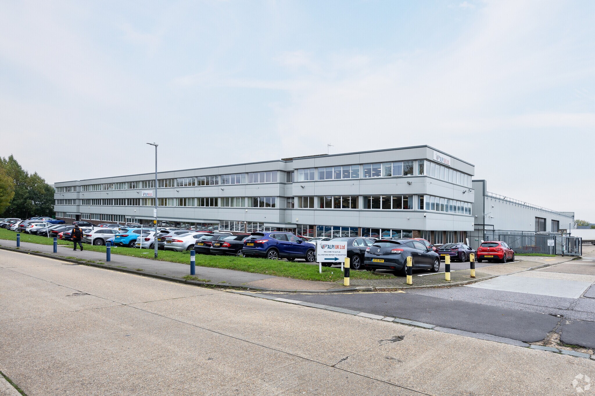 Miles Gray Rd, Basildon, ESS for Rent
