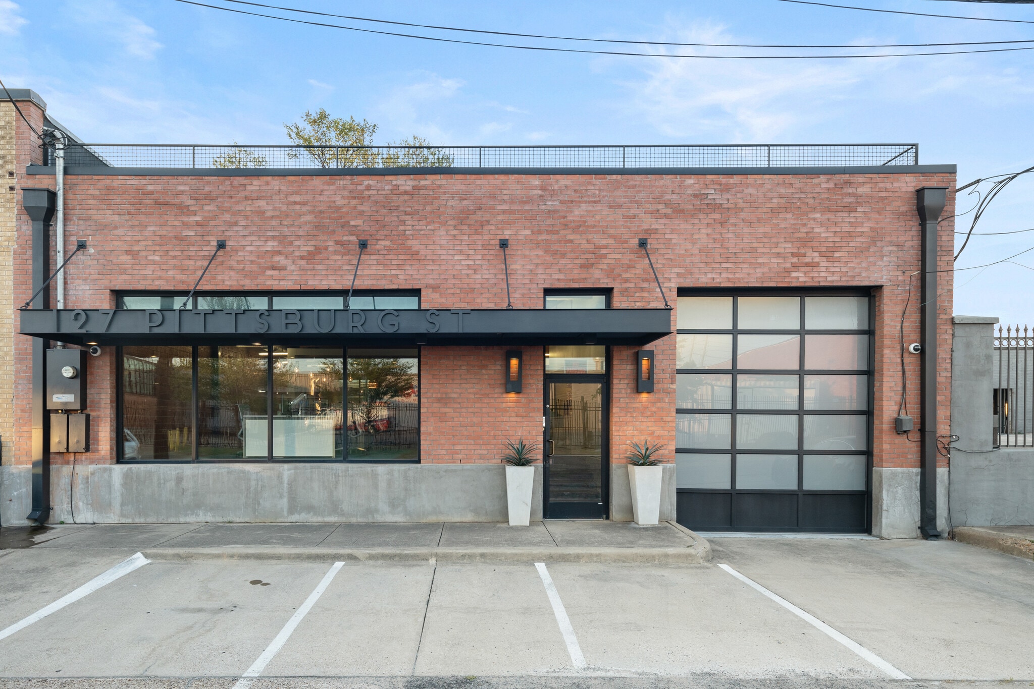 127 Pittsburg St, Dallas, TX for Rent
