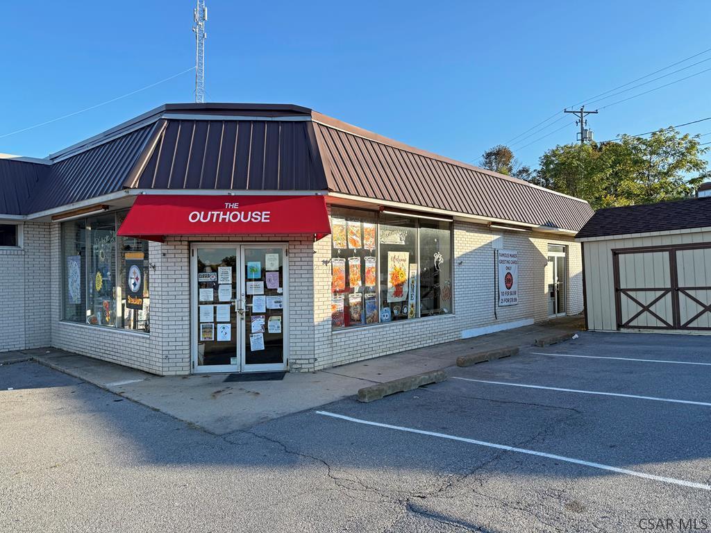 2431 Bedford St, Johnstown, PA for Sale