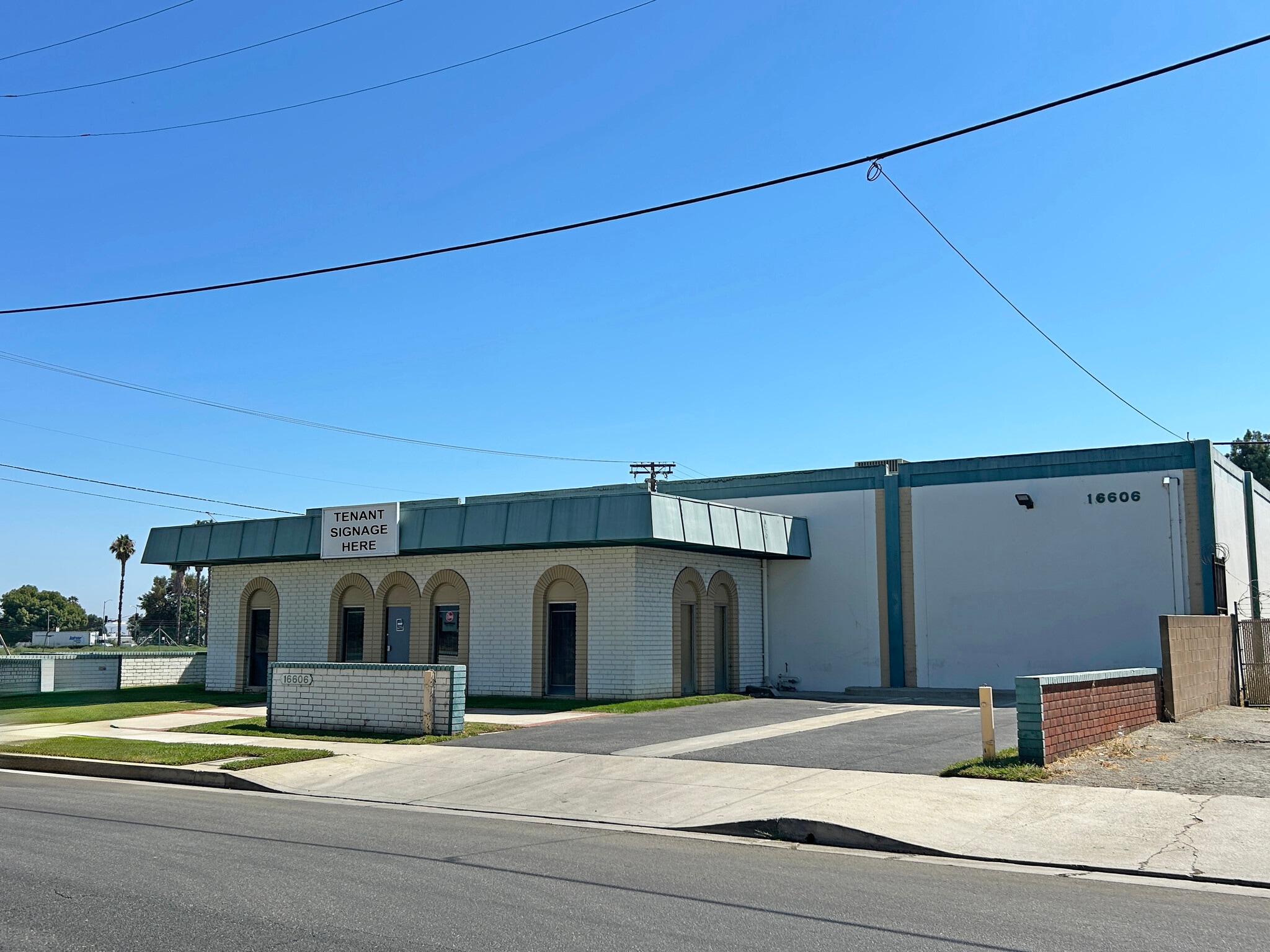 16606 Schoenborn St, North Hills, CA for Rent