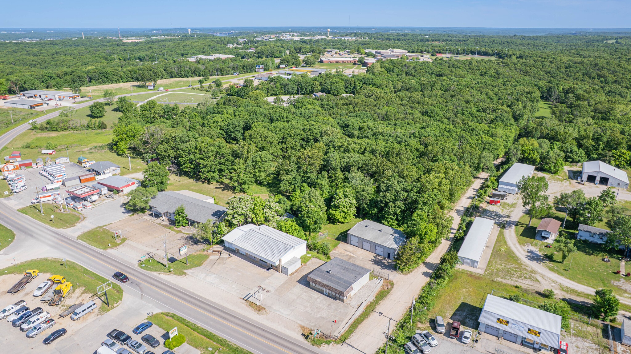414-422 Highway 42, Kaiser, MO for Sale
