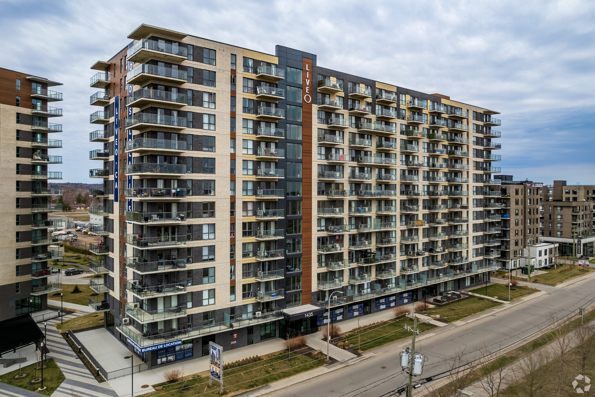 1435 Av De La Gare, Mascouche, QC for Rent
