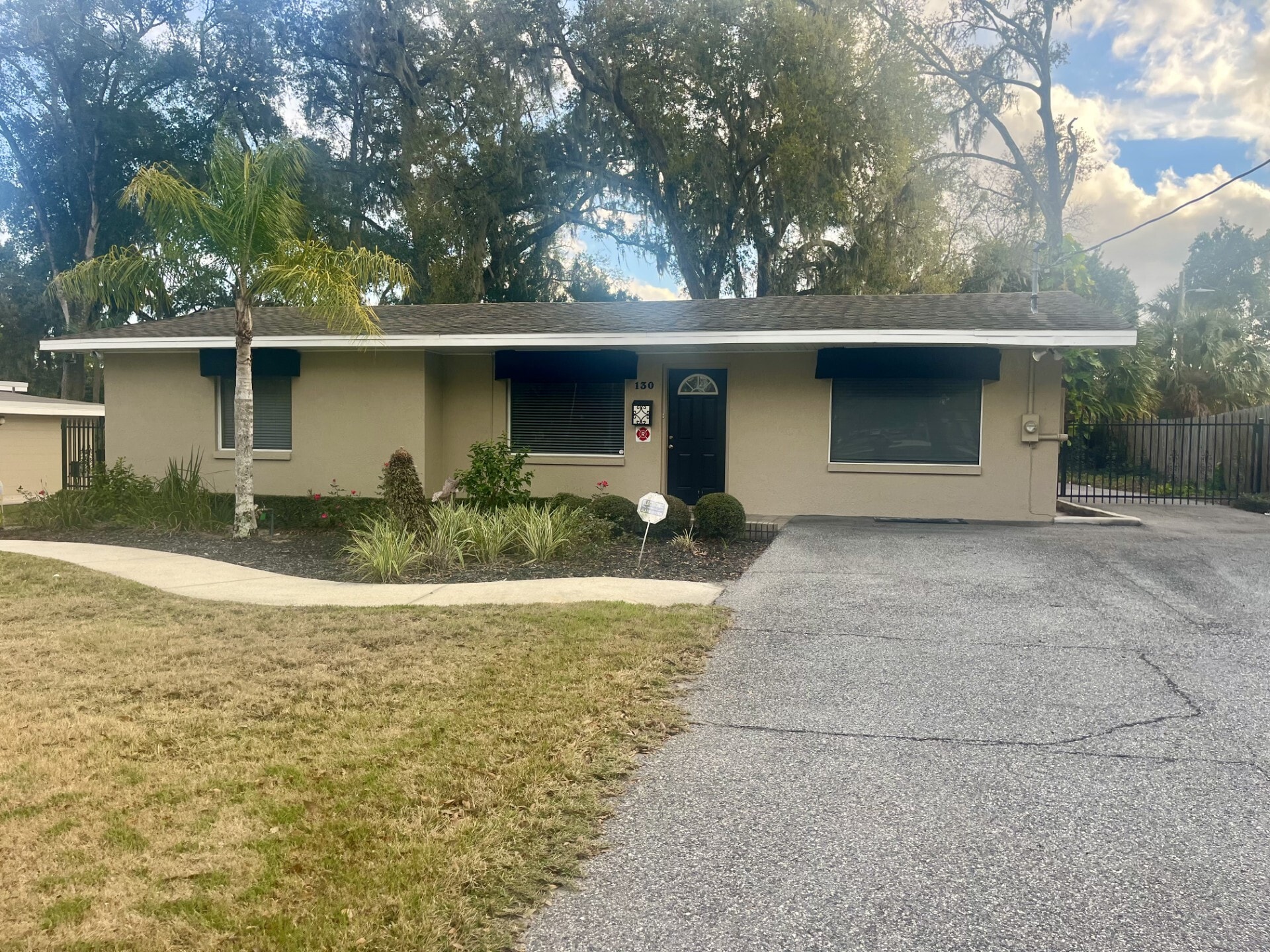 130 E 1st St, Apopka, FL for Rent