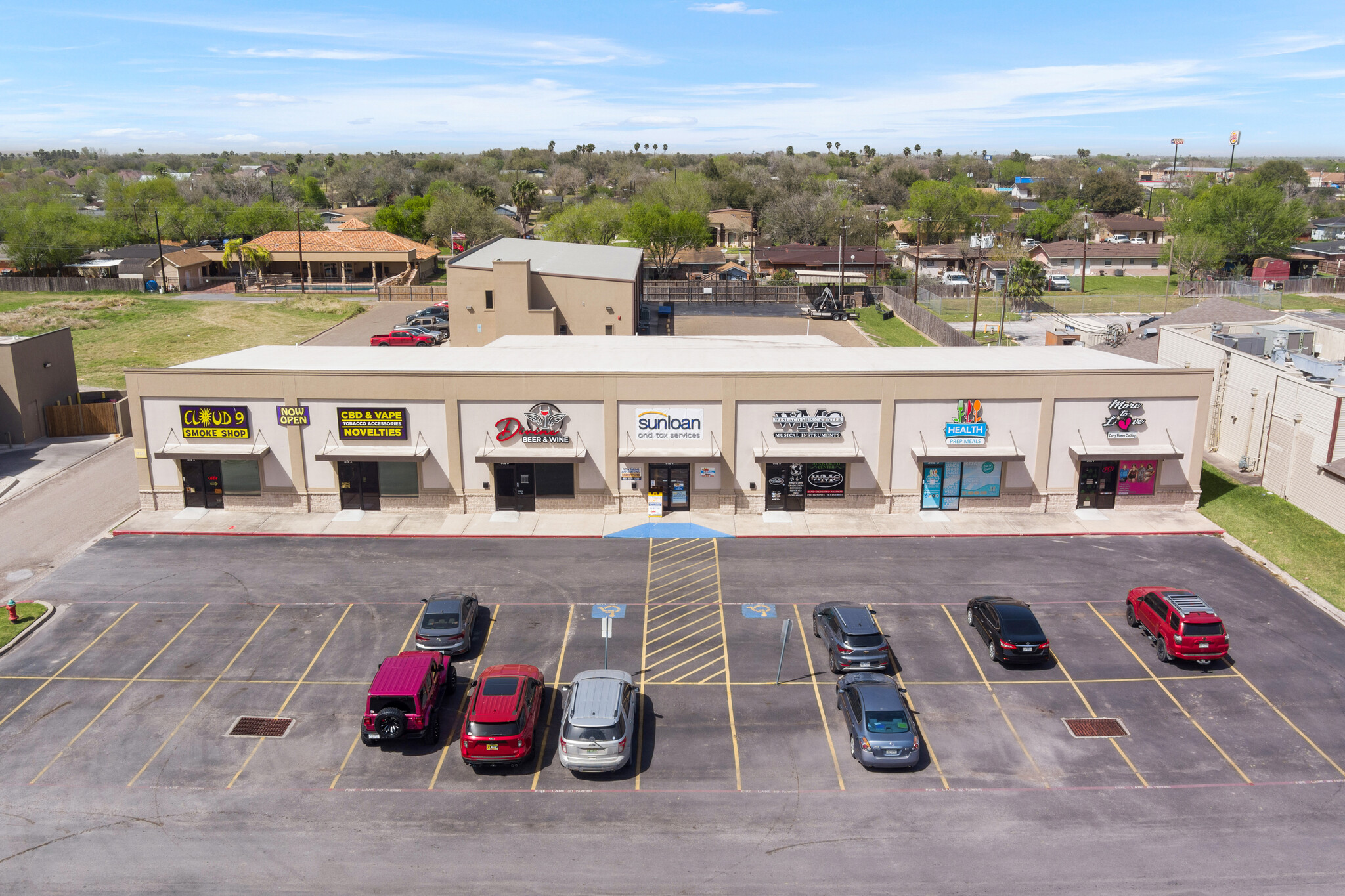 310-312 W Expressway 83, Weslaco, TX for Rent