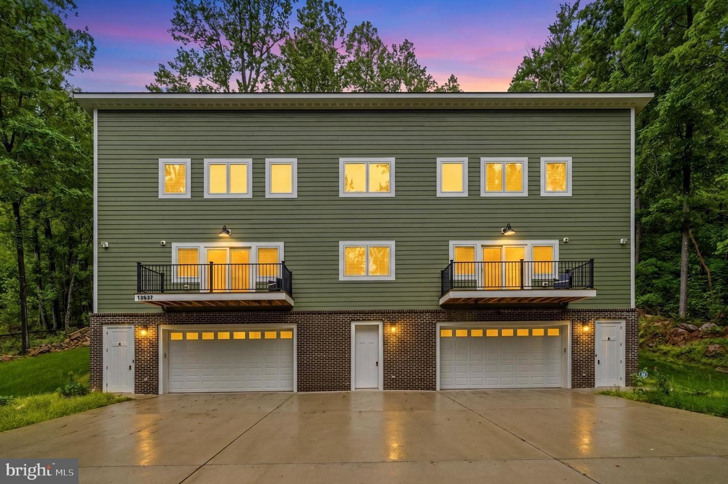 13537 Hanging Rock Ln, Lovettsville, VA for Sale