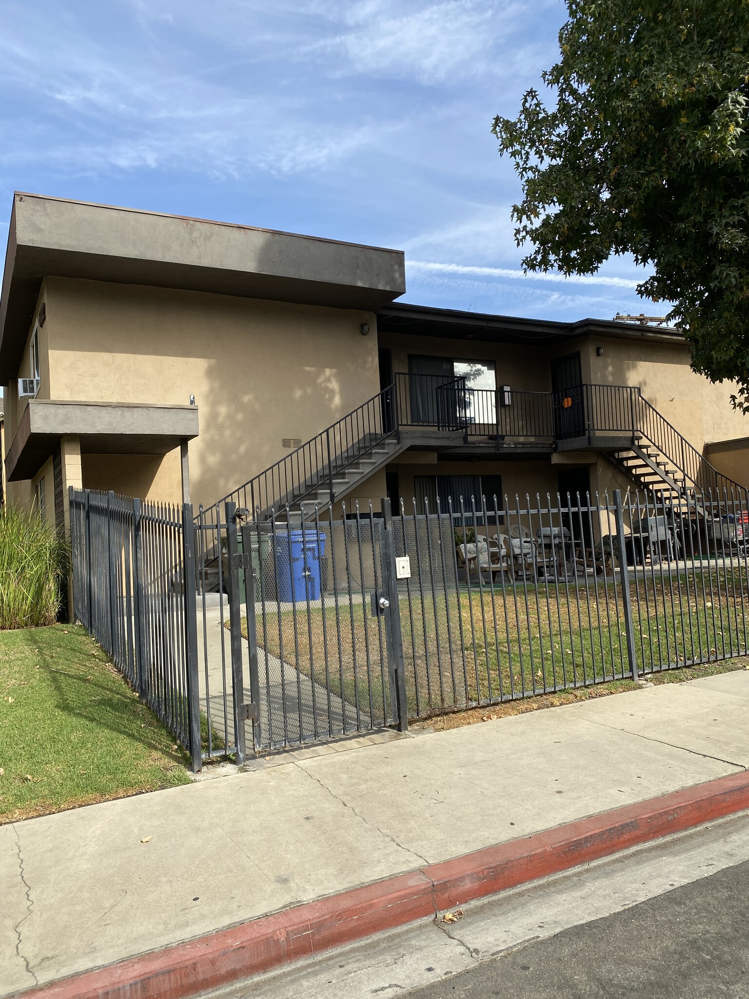 602 Karesh Ave, Pomona, CA for Sale