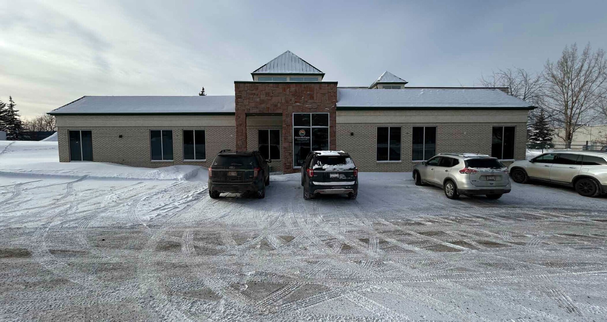 2404 96th St NW, Edmonton, AB for Rent