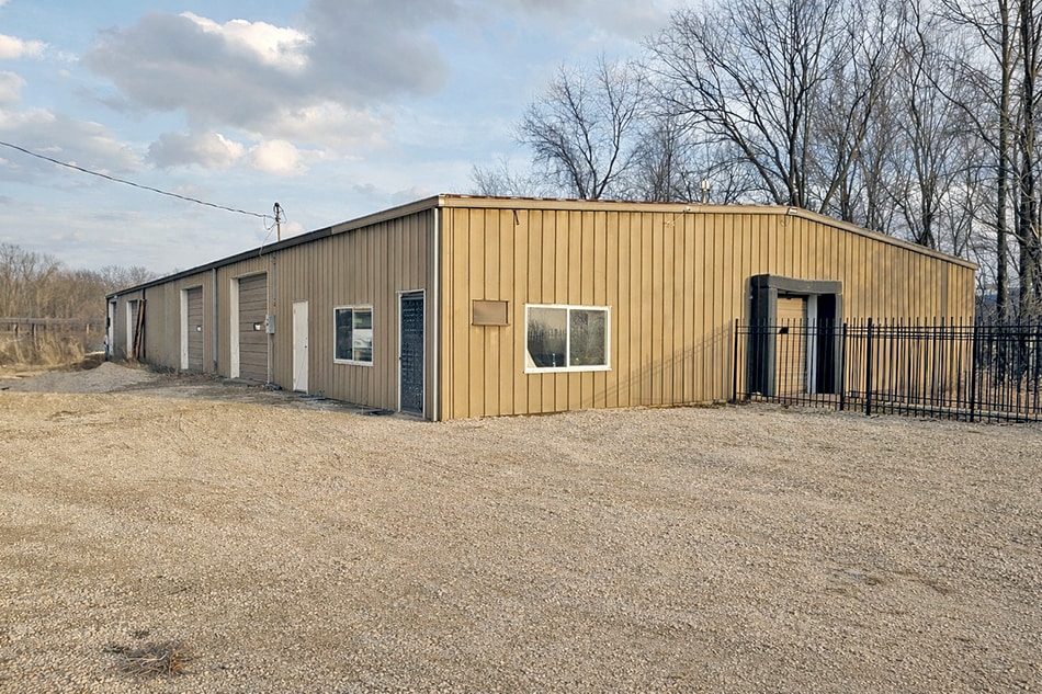 900 S 45th St, Mount Vernon, IL for Rent