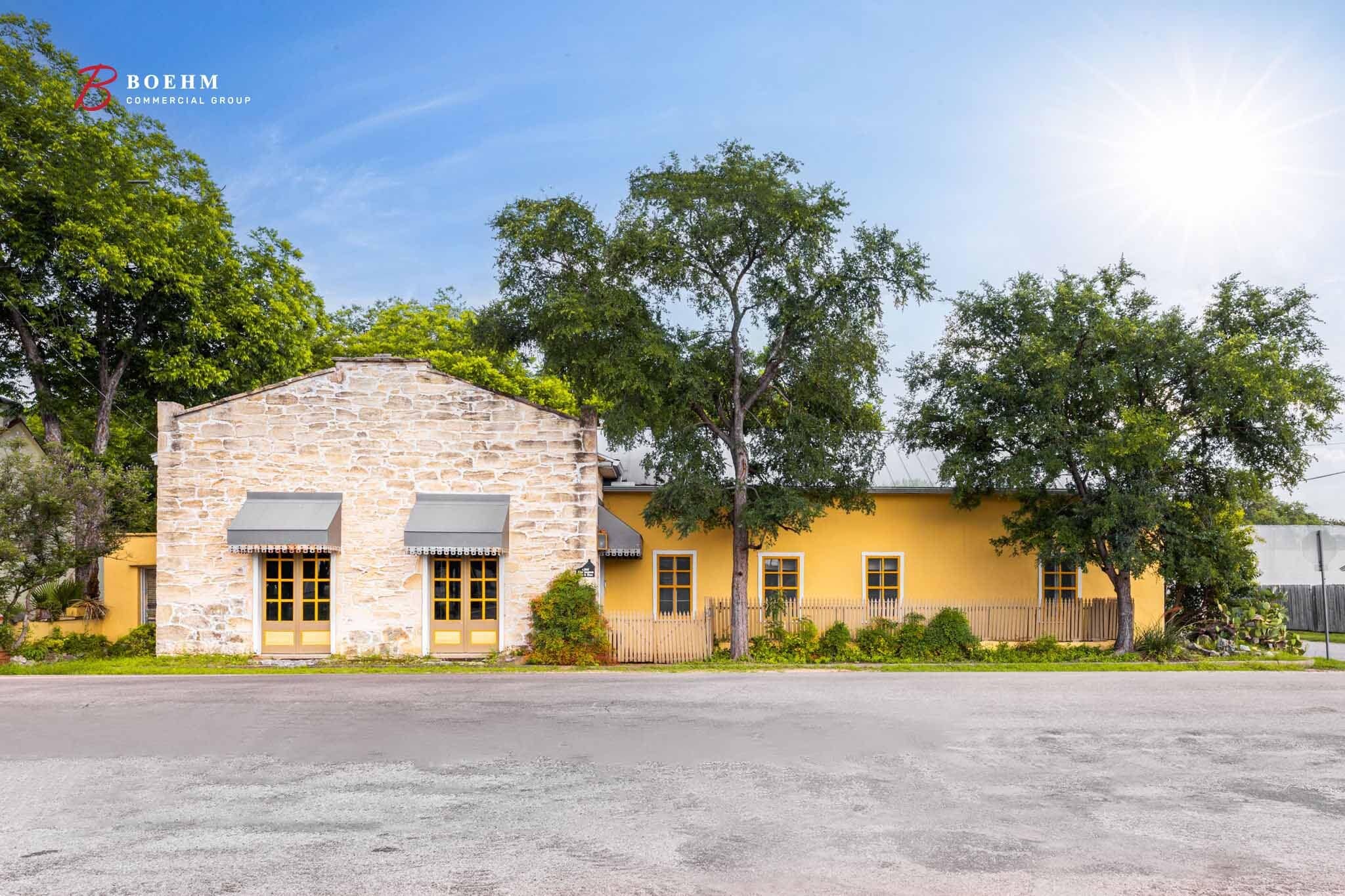 514 Paris St, Castroville, TX for Sale