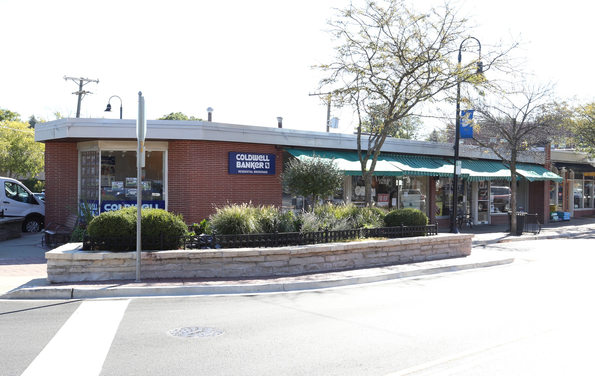 5-11 S Prospect Ave, Clarendon Hills, IL for Rent
