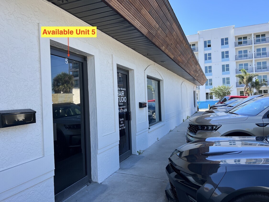 861 SE 47th Ter, Cape Coral, FL for Rent