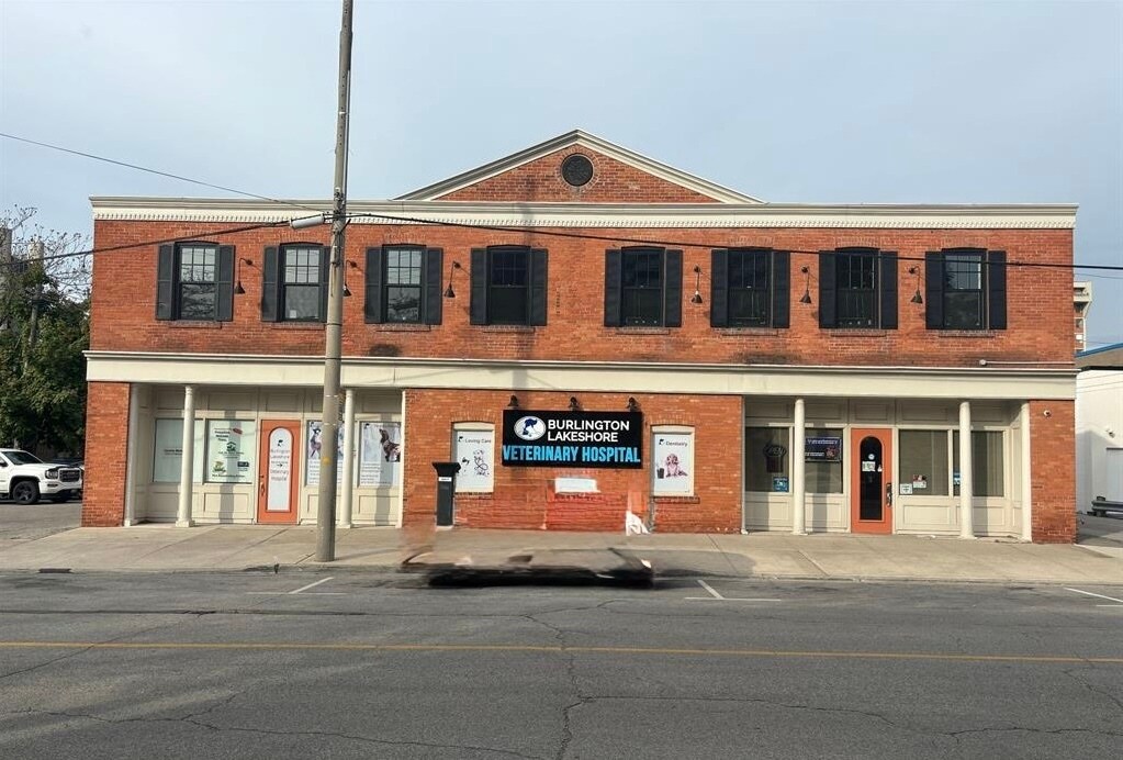 484 John St, Burlington, ON for Sale