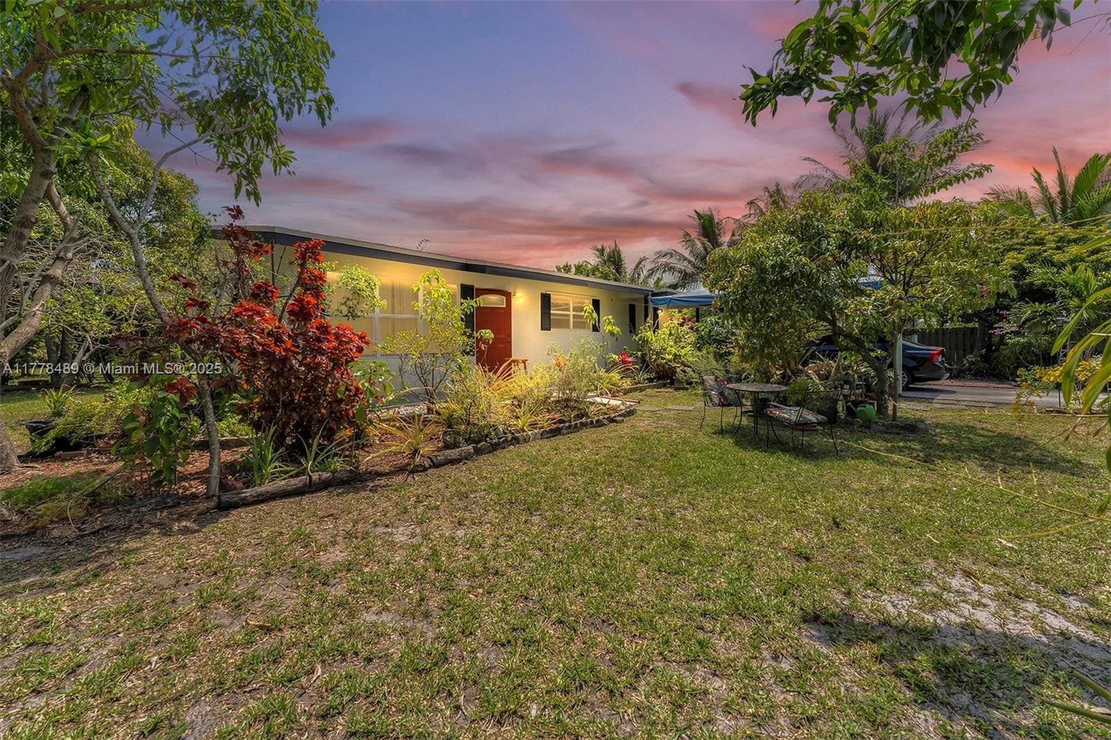 3950 SW 53rd Ave, Davie, FL for Sale