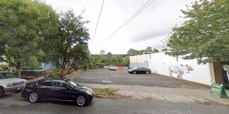 Portland, OR undefined - 1328 SE Morrison St