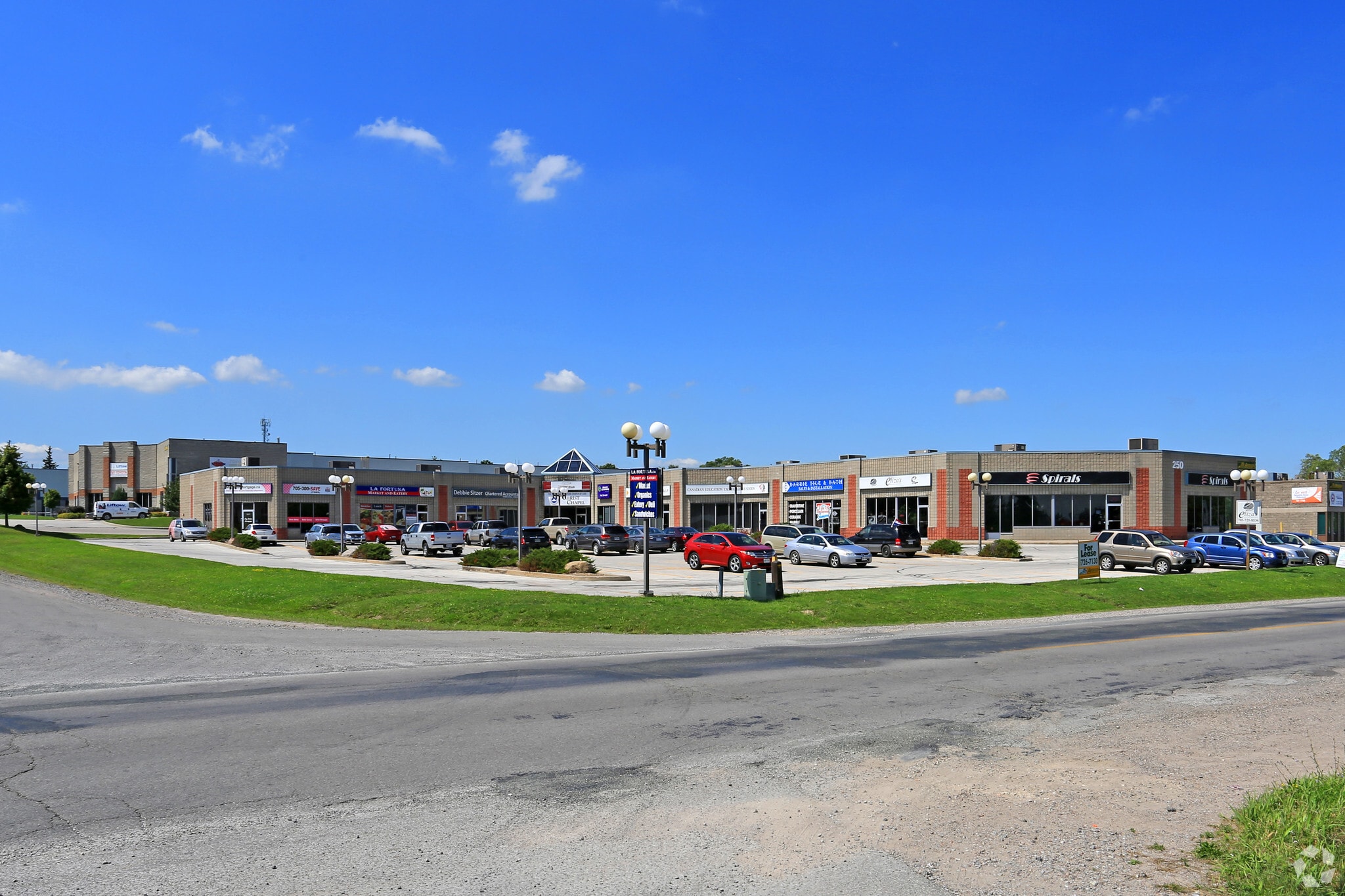 250 Bayview Dr, Barrie, ON for Rent
