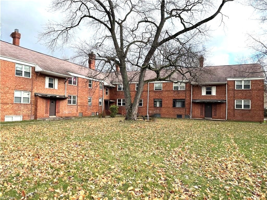 4237 Rocky River Dr, Cleveland, OH for Sale