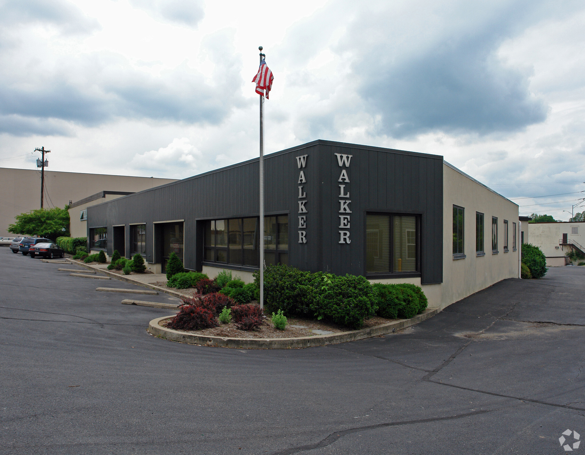 5660 Wooster Pike, Fairfax, OH for Sale