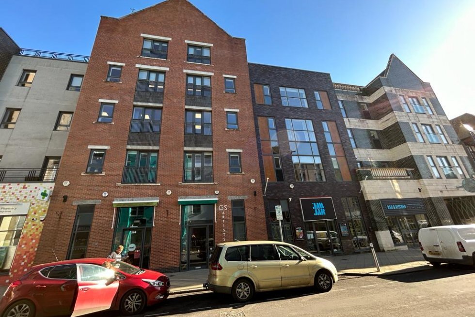 220 High St, Swansea, WGN for Rent
