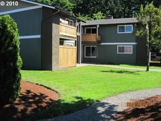 Gresham, OR Apartments - 3240-3320 NE 8th St Gresham, OR Apartments - 3240-3320 NE 8th St