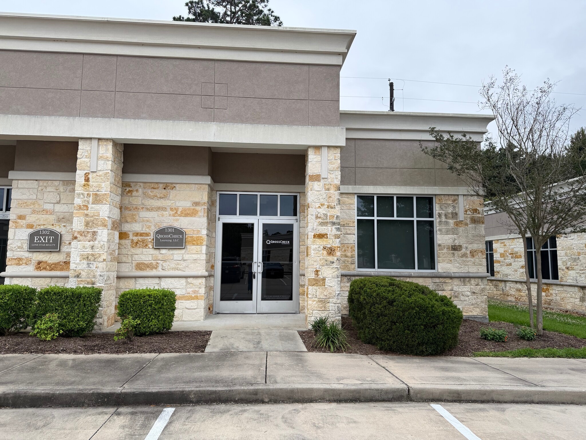 2219 Sawdust Rd, The Woodlands, TX for Sale