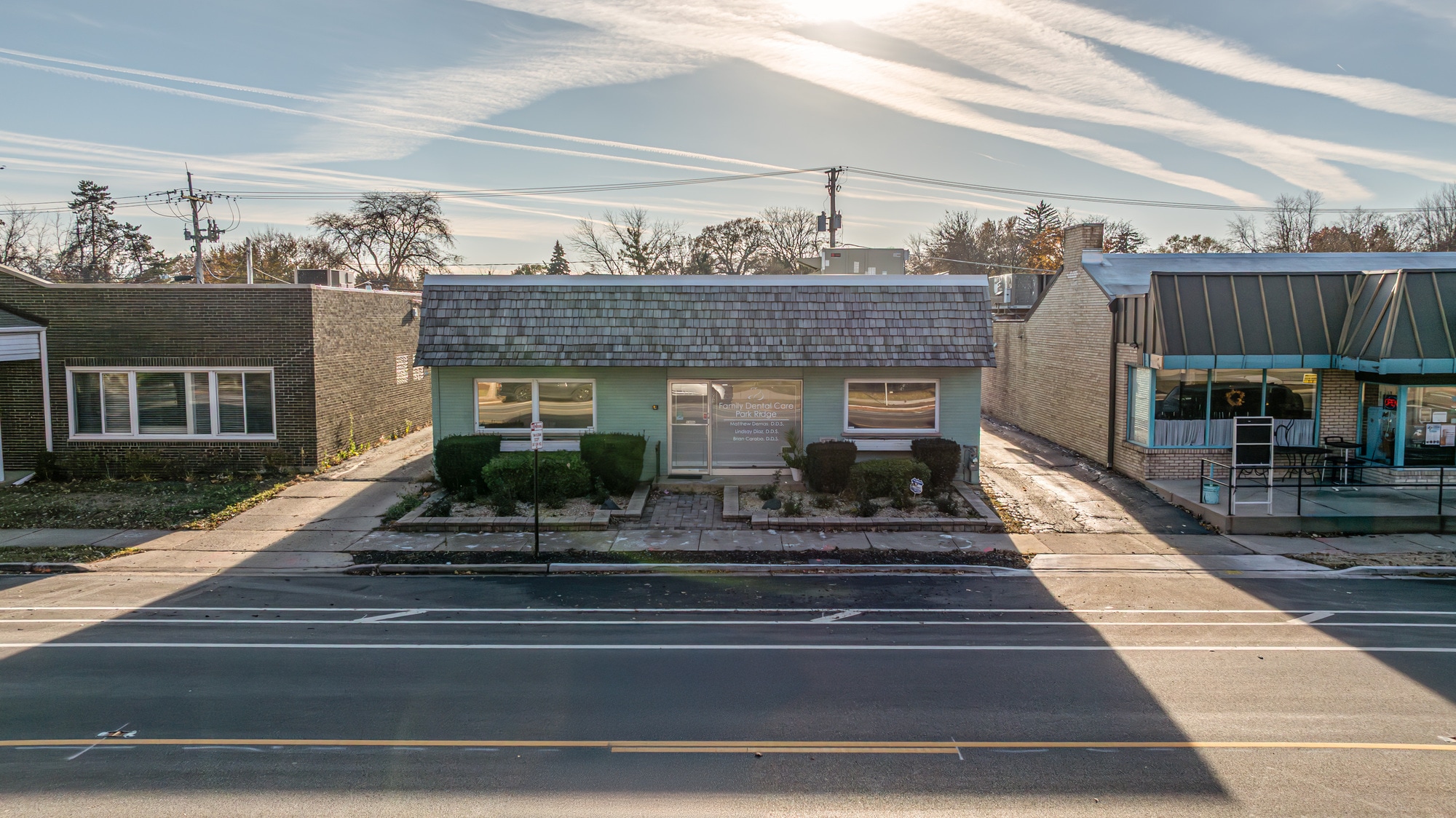 912 Busse Hwy, Park Ridge, IL for Rent